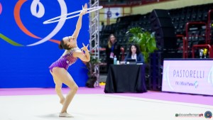 aurora fano broni aurora un cerchio sfe07329 copia simone ferraro ph copia